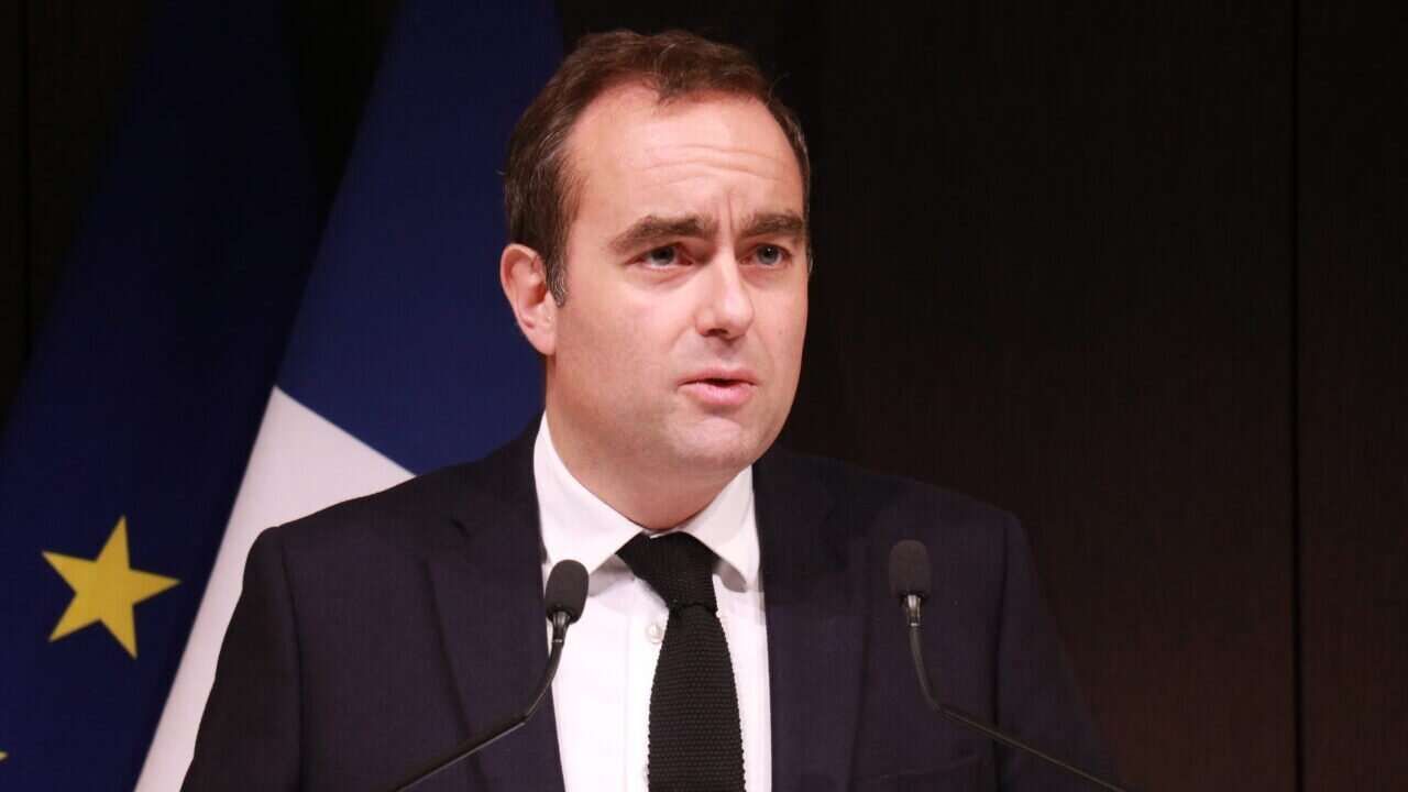 Fransa, İsrail'e üçüncü ülkelere ihraç edilmek üzere silah parçası gönderdiğini bildirdi