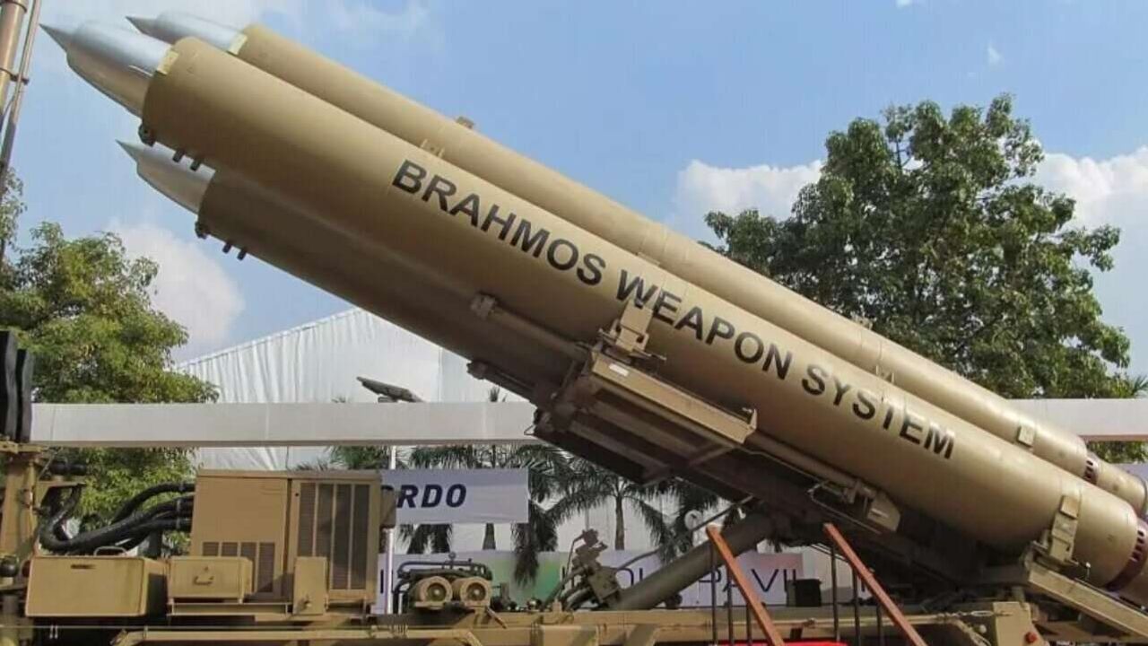 Filipinler, Hindistan ve Rusya yapımı seyir füzelerini teslim aldı