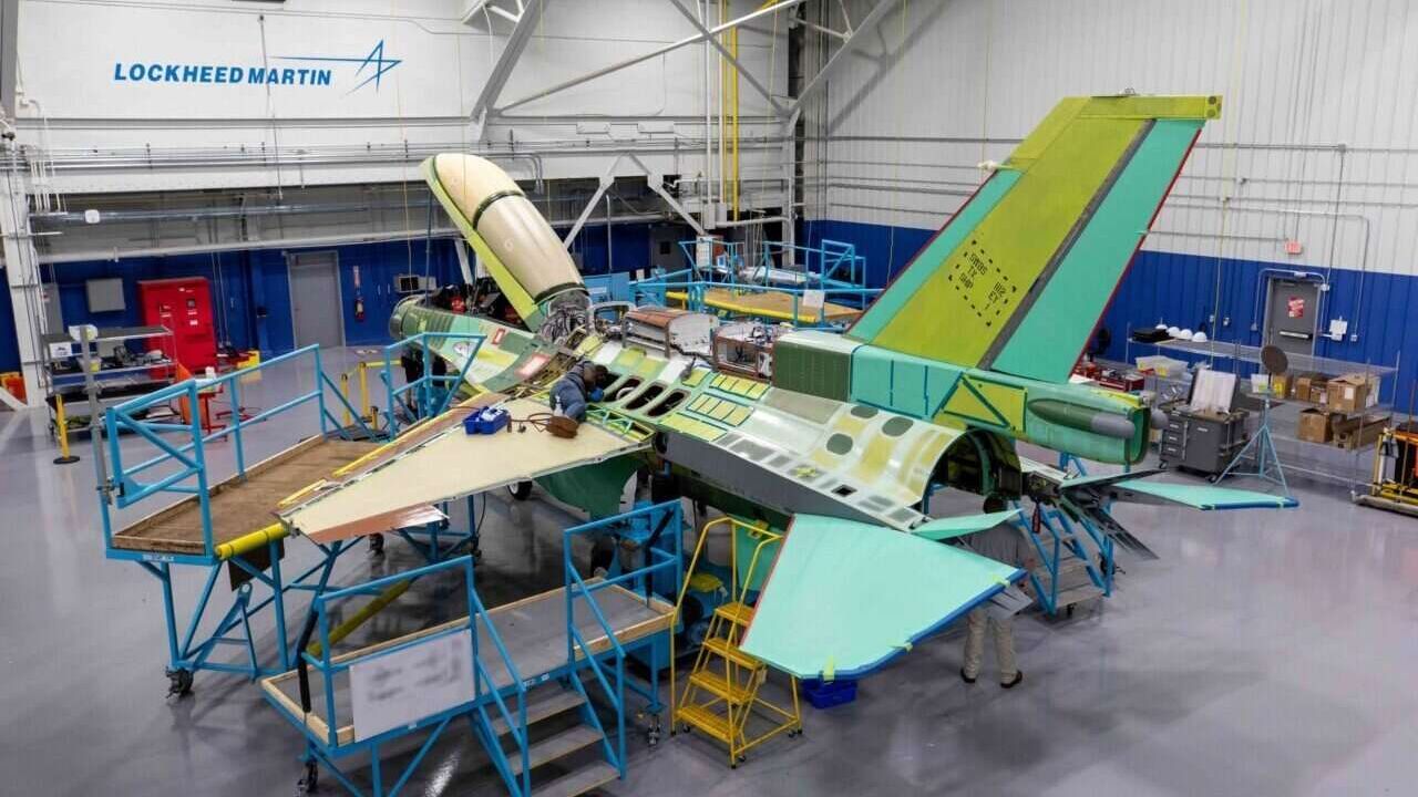 Yeni nesil F-16 savaş uçaklarının üretildiği tek tesis kapılarını AA'ya açtı