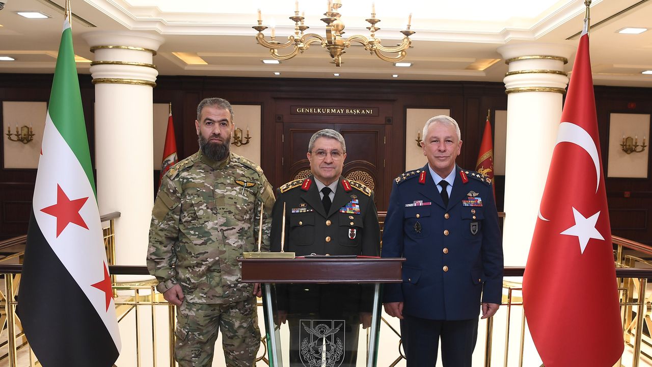 Genelkurmay Başkanı Bayraktaroğlu, Suriye Hava Kuvvetleri Komutanı'nı kabul etti