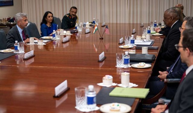 ABD ve Hindistan'dan "lojistik iş birliği" ve "askeri bilgi paylaşımı" taahhüdü