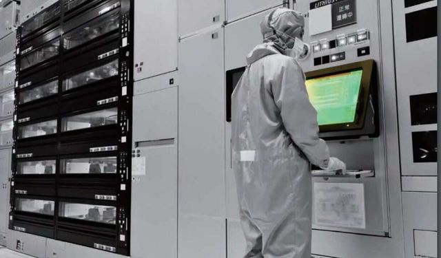 Dünya çip üretiminde yüzde 56 paya sahip TSMC, Arizona'da "alet kurma" töreni yapacak