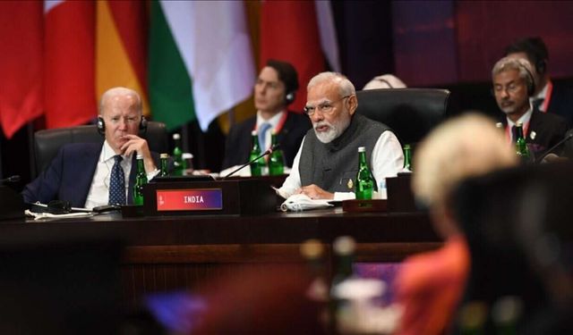 ABD Başkanı Biden ile Hindistan Başbakanı Modi, "tarihi" uçak alışverişini görüştü