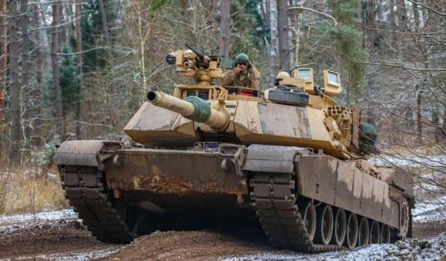 Zelenskiy, ABD'nin M1 Abrams tanklarını teslim aldıklarını duyurdu