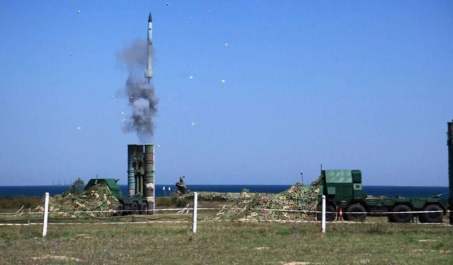 Bulgaristan, “defolu” S-300 füzelerini Ukrayna’ya verecek