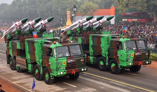 Hindistan, "Akash" hava savunma sistemlerinin Ermenistan'a teslimatına gelecek aylarda başlayacak