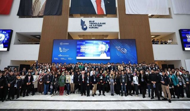 Yapay zekanın savunma ve telekomünikasyon sektörlerine etkisi Ankara'da ele alındı