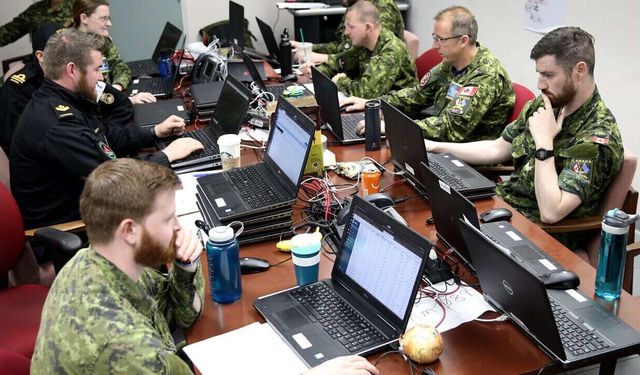 Kanada ordusu siber güvenlik alanında personel eksikliği yaşıyor