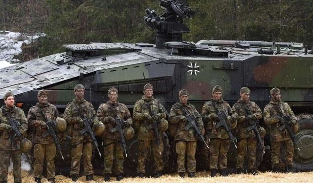 Alman ordusunda reform hazırlığı: Hava, kara ve deniz kuvvetlerine 'siber enformasyon kuvveti' eklenecek