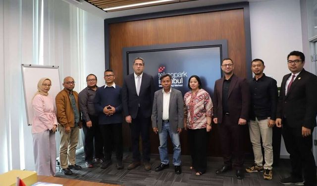 Endonezya Cumhuriyeti İstanbul Başkonsolosluğu'ndan Konsolos Damayanti, Teknopark İstanbul'u ziyaret etti