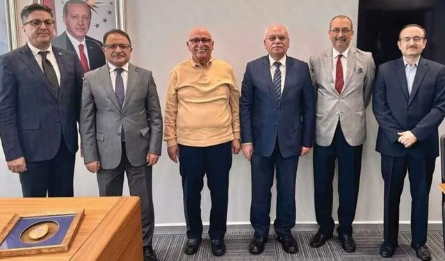 İstanbul Ticaret Üniversitesi Mütevelli Heyeti Başkanı ve Rektörü, Teknopark İstanbul'u ziyaret etti