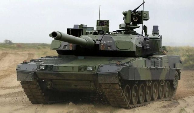 Almanya'nın 105 yeni Leopard tankı siparişi vereceği iddia edildi