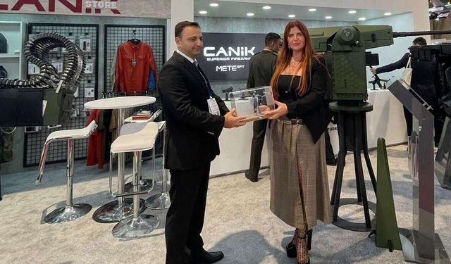CANiK, ADEX’te Tümgeneral  İlgar Rza oğlu Abbasov’u ağırladı