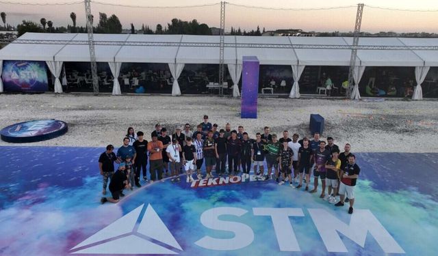 Dünyanın en iyi dron pilotları TEKNOFEST Adana'da yarıştı
