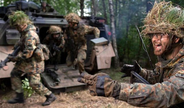 Alman ordusu yurt güvenliği için yeni birlikler oluşturulacak