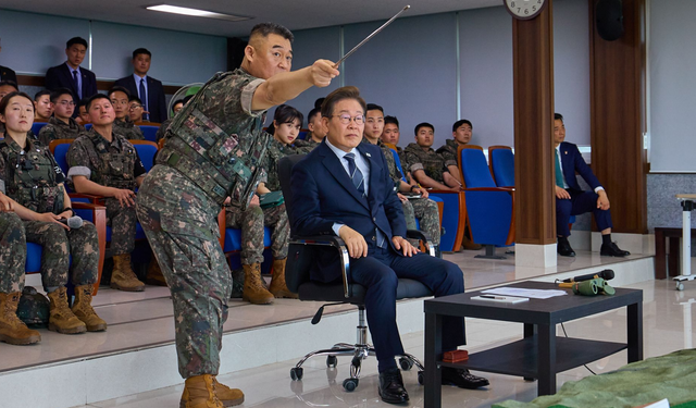 Güney Kore, 5 yıl içinde ABD'den operasyonel kontrolü devralmayı planlıyor