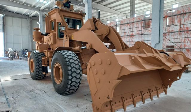 Zırhlı iş makinesi TOSUN bu kez ihracat yolunu açtı