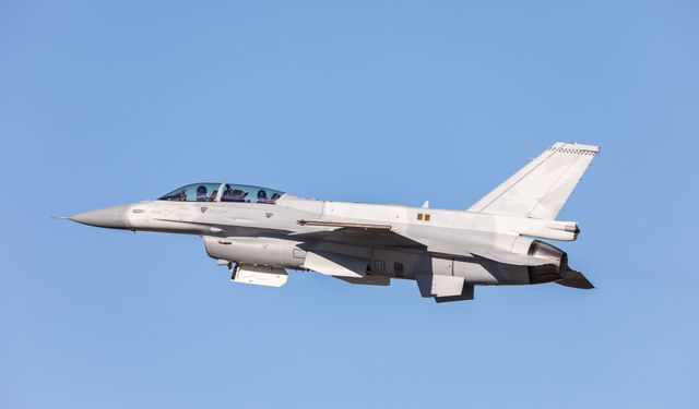 ABD'den Peru'ya F-16 uçaklarının olası satışına onay