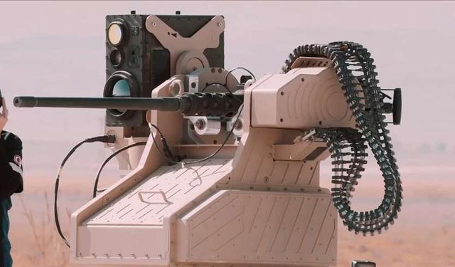 MKE TOLGA, 14 ülkeye canlı test atışlarıyla tanıtıldı