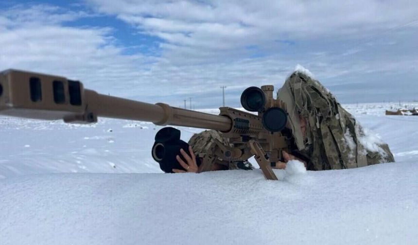 TSK, yerli keskin nişancı tüfeği KN-12 ile eğitimde