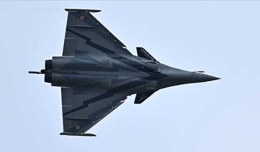 Ukrayna, Fransa ile gelecek yıllarda 100 Rafale savaş uçağı satın alma konusunda anlaştı