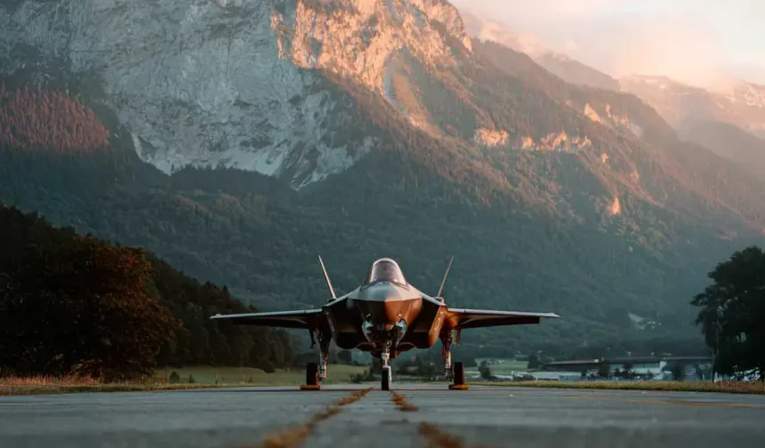 İsviçre F-35 savaş uçağı alımlarını azaltıyor